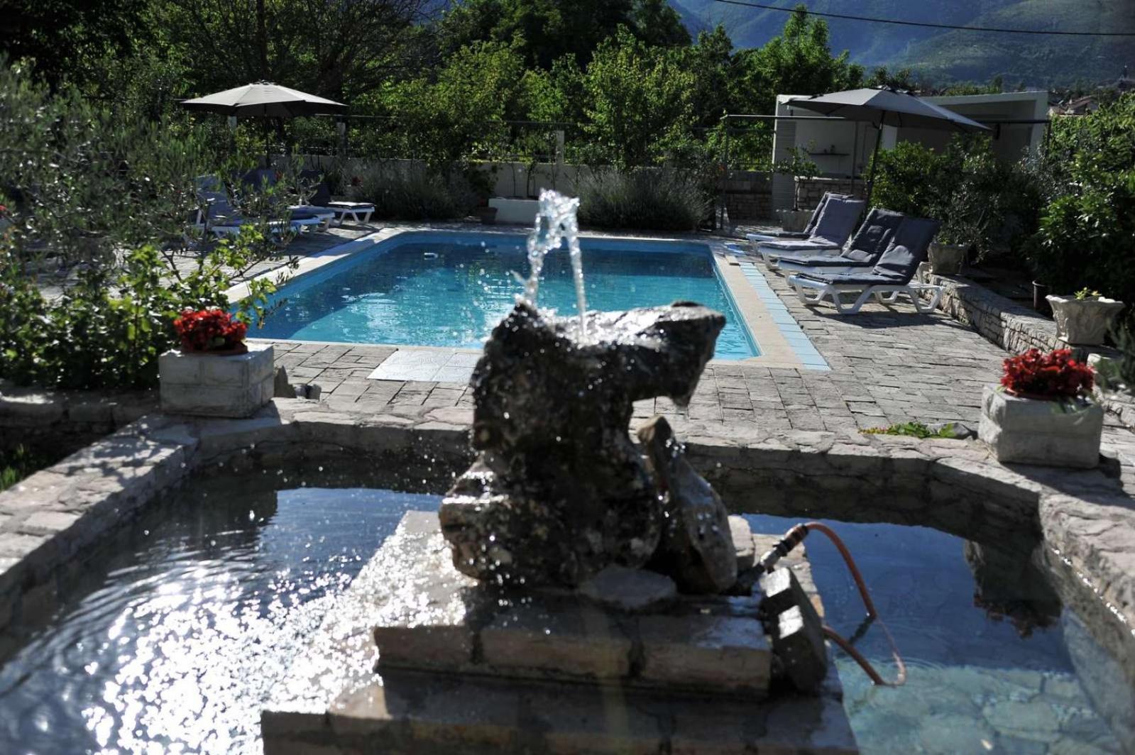 Apartamento Pool House Maslina Mostar Exterior foto